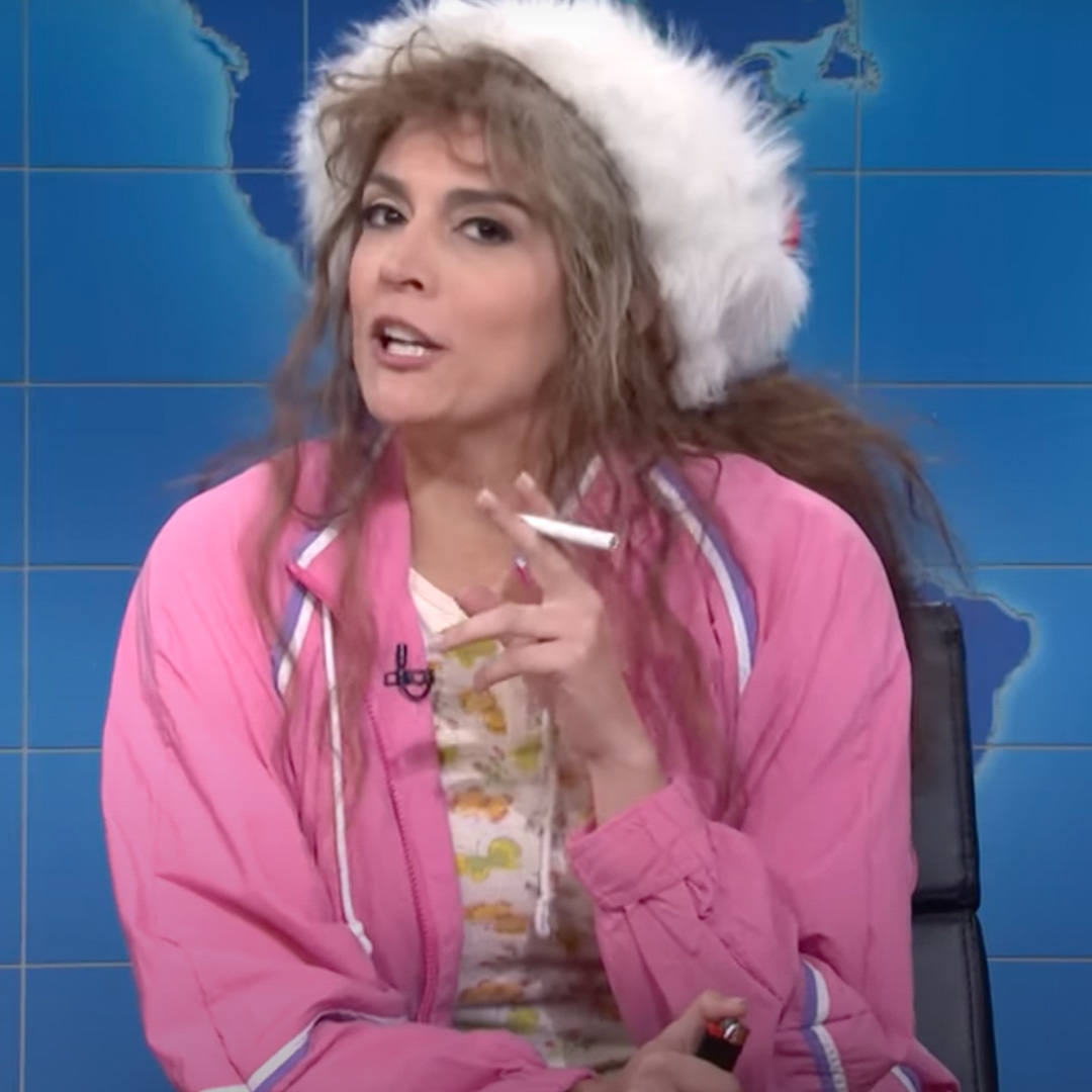 Cecily Strong Exits SNL and Gets Serenaded by Austin Butler Cecily Strong Exits SNL and Gets Serenaded by Austin Butler